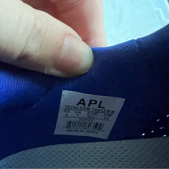 APL Techloom Tracer cobalt blue running athletic shoe Mens size 8 Women 9.5 NWOT - Picture 7 of 7